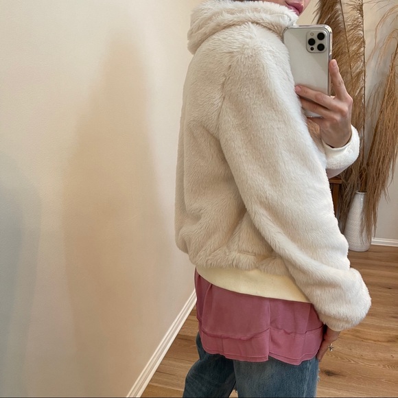 MRSALLIEXO— SOLD OUT - Picture 8 of 12